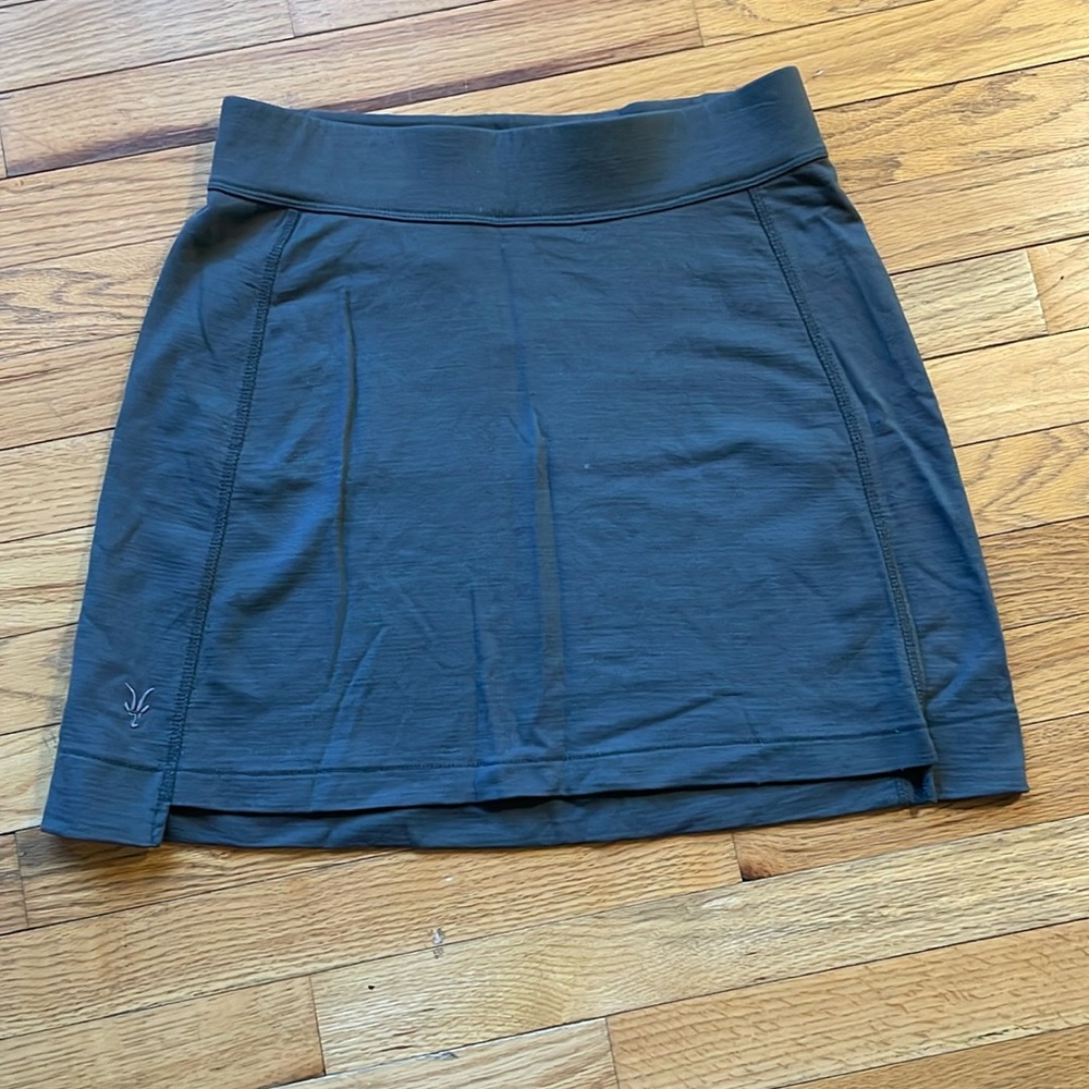 Ibex gray merino wool skirt, size medium